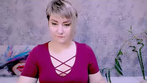 djullia online show from November 1, 6:15 am