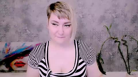 djullia online show from May 20, 6:19 am