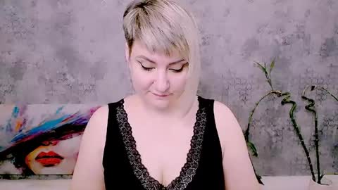 djullia online show from June 6, 5:23 am
