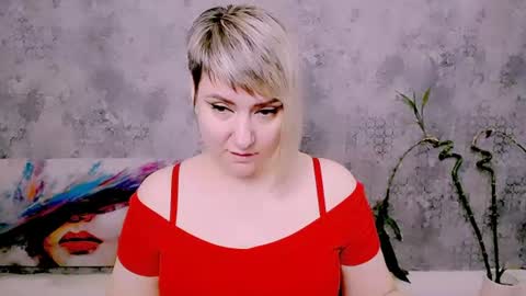 djullia online show from June 13, 5:38 am