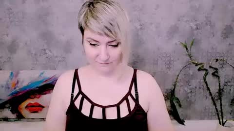 djullia online show from June 27, 6:07 am