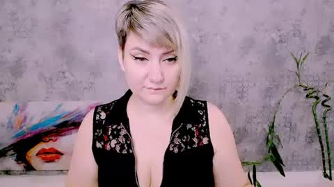 djullia online show from July 26, 5:04 am