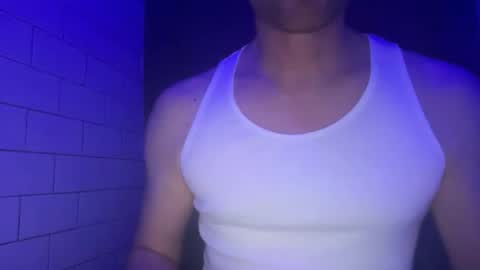 Snapshot of dljock222 chatting on March 27, 11:37 pm DLJock222 online show from March 27, 11:37 pm