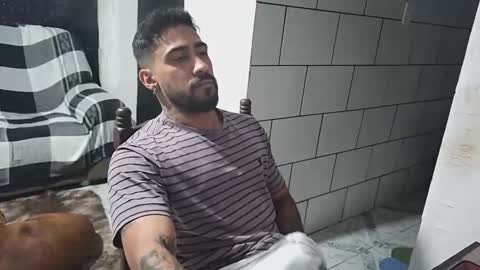 Snapshot of dmacedo96 chatting on May 28, 10:29 pm AmigodotadoZL online show from May 28, 10:29 pm