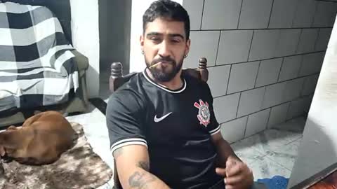 Snapshot of dmacedo96 chatting on June 11, 11:25 pm AmigodotadoZL online show from June 11, 11:25 pm
