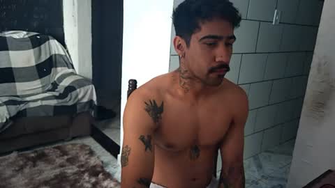 Snapshot of dmacedo96 chatting on August 6, 1:46 pm AmigodotadoZL online show from August 6, 1:46 pm