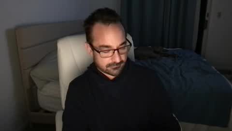 D.   online show from January 8, 6:59 am