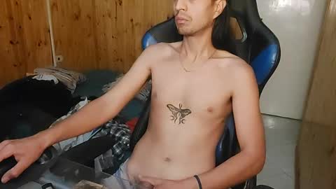 Snapshot of dmez chatting on December 23, 6:16 pm dmez online show from December 23, 6:16 pm