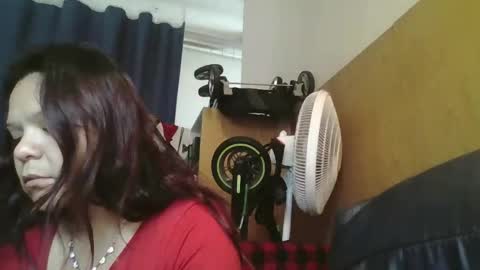 Snapshot of dnasty408 chatting on February 14, 10:50 pm dnasty408 online show from February 14, 10:50 pm