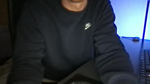 Snapshot of doctor_luv_69 chatting on May 5, 9:23 pm doctor_luv_69 online show from May 5, 9:23 pm