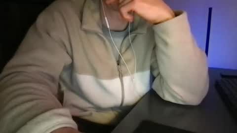 Snapshot of doctor_luv_69 chatting on May 10, 8:47 pm doctor_luv_69 online show from May 10, 8:47 pm