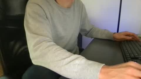 Snapshot of doctor_luv_69 chatting on May 30, 8:11 am doctor_luv_69 online show from May 30, 8:11 am