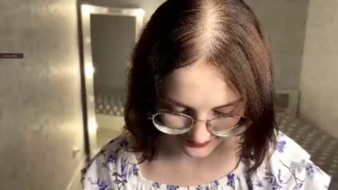 Snapshot of dodiebabikian chatting on July 7, 9:08 pm Annie PVT IS OPEN online show from July 7, 9:08 pm
