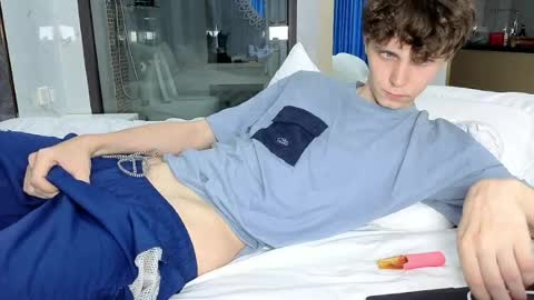 Alex online show from May 31, 1:14 am