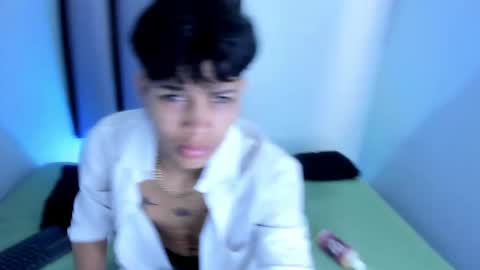 Snapshot of dogan_renz0 chatting on April 9, 7:52 pm Dogan online show from April 9, 7:52 pm