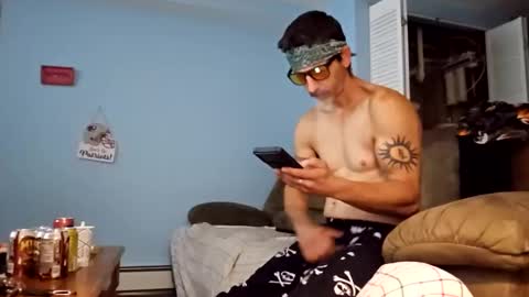 Snapshot of dogbone999081 chatting on October 11, 10:14 am dogbone999081 online show from October 11, 10:14 am