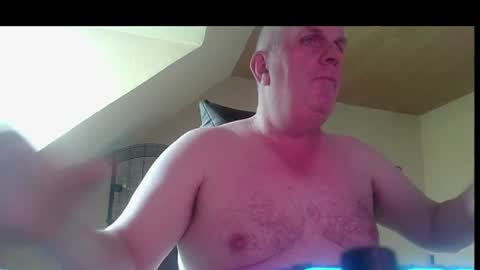 Snapshot of doggy2629 chatting on July 7, 7:34 am doggy2629 online show from July 7, 7:34 am