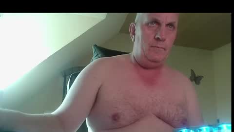 Snapshot of doggy2629 chatting on July 19, 12:09 pm doggy2629 online show from July 19, 12:09 pm