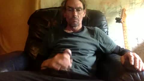 Snapshot of dogstarmanitee chatting on November 16, 6:08 am dogstarmanitee online show from November 16, 6:08 am