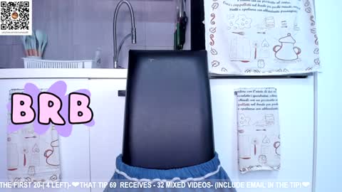 Snapshot of dolce4you69 chatting on January 22, 8:18 am Dea----IF YOU WANT TO SUPPORT ME -Purshase subscribtions scroll BIO  THANK YOU LOVE - online show from January 22, 8:18 am