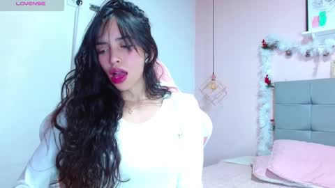 Dolce online show from December 15, 4:37 pm