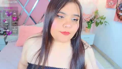 Snapshot of dolce_pearl chatting on June 11, 2:44 am Dolce Pearl online show from June 11, 2:44 am
