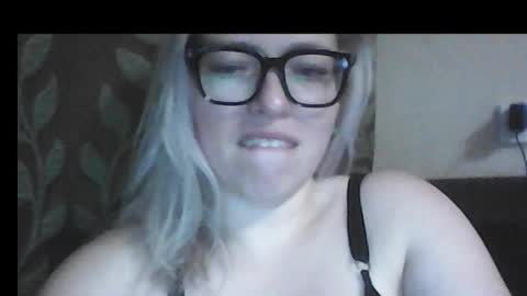 dolce_tempt online show from February 5, 7:29 pm