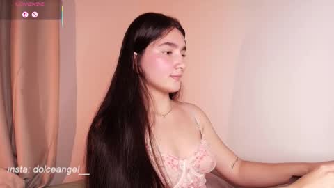 Snapshot of dolceangel__ chatting on September 23, 4:37 am Blair online show from September 23, 4:37 am