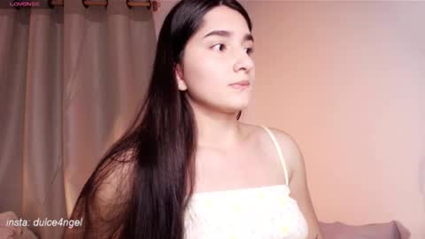 Snapshot of dolceangel__ chatting on November 27, 3:08 am Blair online show from November 27, 3:08 am