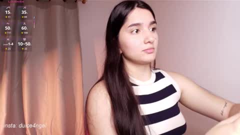 Snapshot of dolceangel__ chatting on December 2, 3:56 am Blair online show from December 2, 3:56 am