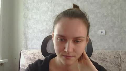 Snapshot of dolcezza_ chatting on June 2, 11:12 am dolcezza_ online show from June 2, 11:12 am