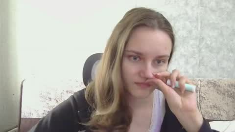 Snapshot of dolcezza_ chatting on June 3, 11:57 am dolcezza_ online show from June 3, 11:57 am