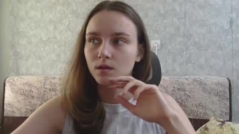 Snapshot of dolcezza_ chatting on June 5, 12:11 pm dolcezza_ online show from June 5, 12:11 pm