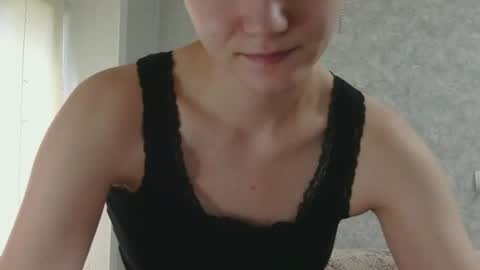 Snapshot of dolcezza_ chatting on June 23, 1:20 pm dolcezza_ online show from June 23, 1:20 pm