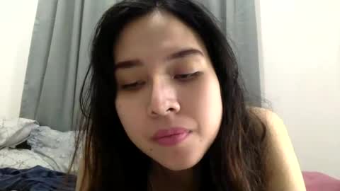 Snapshot of dolfvlucy chatting on July 15, 1:38 pm dolf william online show from July 15, 1:38 pm