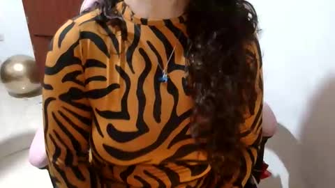 doll78latin online show from May 25, 5:13 am