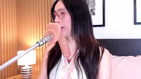 Bella  online show from July 8, 7:51 pm