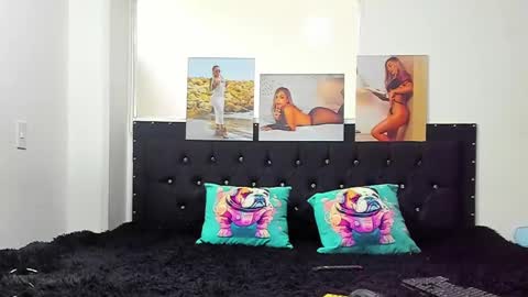 Snapshot of doll_celeste19 chatting on February 9, 6:05 pm C E L E S T E online show from February 9, 6:05 pm