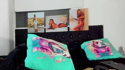 Snapshot of doll_celeste19 chatting on March 8, 4:01 am C E L E S T E online show from March 8, 4:01 am