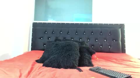 Snapshot of doll_celeste19 chatting on September 17, 1:07 am C E L E S T E online show from September 17, 1:07 am