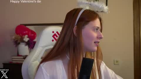 Your doll Lesli online show from February 14, 9:10 pm