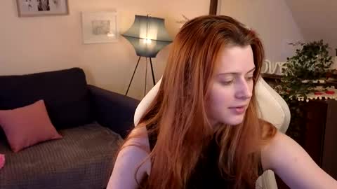 Your doll Lesli online show from February 27, 5:15 pm