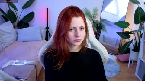 Your doll Lesli online show from November 8, 10:04 am