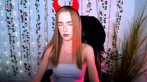 doll_vey online show from September 13, 7:13 pm