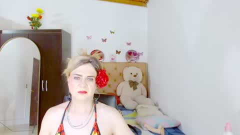 ilona online show from June 28, 6:14 pm