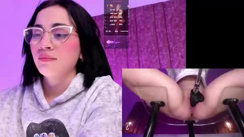 Snapshot of dollieemma chatting on March 20, 2:11 pm dollieemma online show from March 20, 2:11 pm