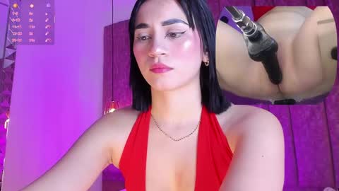 Snapshot of dollieemma chatting on April 29, 1:48 pm dollieemma online show from April 29, 1:48 pm