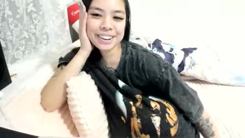 DOLLLFACE online show from February 11, 7:35 am