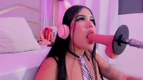 Dollsweety online show from November 29, 2:14 am