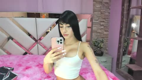 dollx_sweetx online show from June 5, 2:07 am
